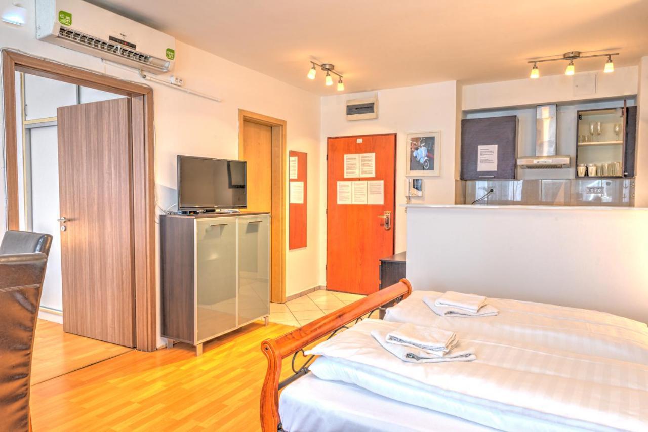 Central Apartments บูดาเปสต์ ภายนอก รูปภาพ