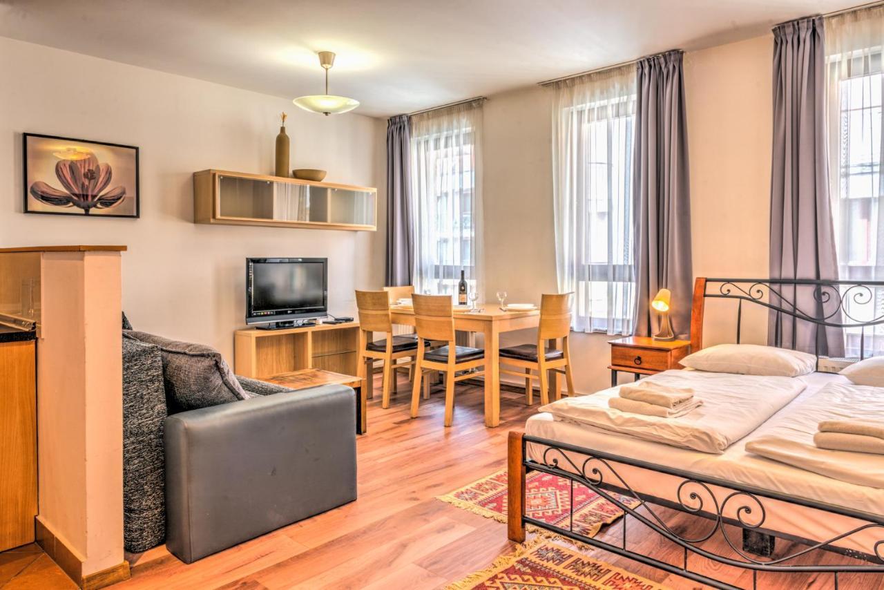 Central Apartments บูดาเปสต์ ภายนอก รูปภาพ