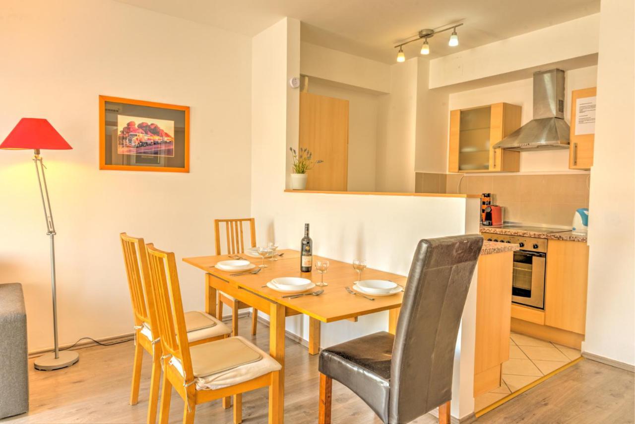 Central Apartments บูดาเปสต์ ภายนอก รูปภาพ