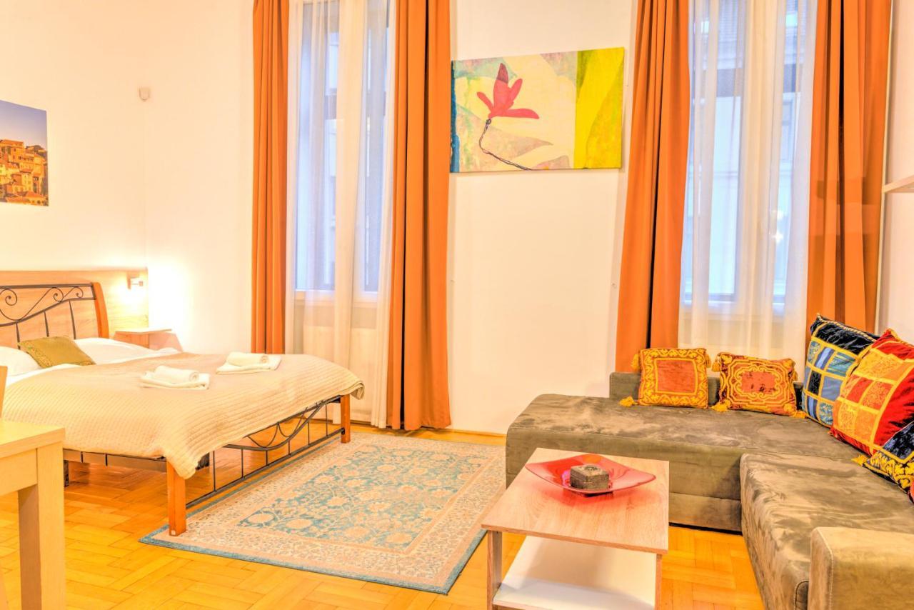 Central Apartments บูดาเปสต์ ภายนอก รูปภาพ